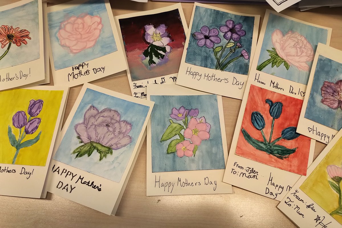 cathymai's tweet photo. Mother's Day at school after 2 years online did not disappoint. Students painted their own cards with beautiful messages inside. We also made a donation in their honour. @StAnthonytcdsb @StMichaelsFdn #MothersDay #teacherlife #lovemom https://t.co/7q5CZfiEaN