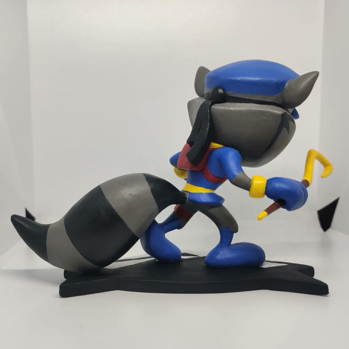 BRANTHOM1991's tweet photo. Chibi Sly Cooper Polymer Clay Figure https://t.co/byNzuUd5js