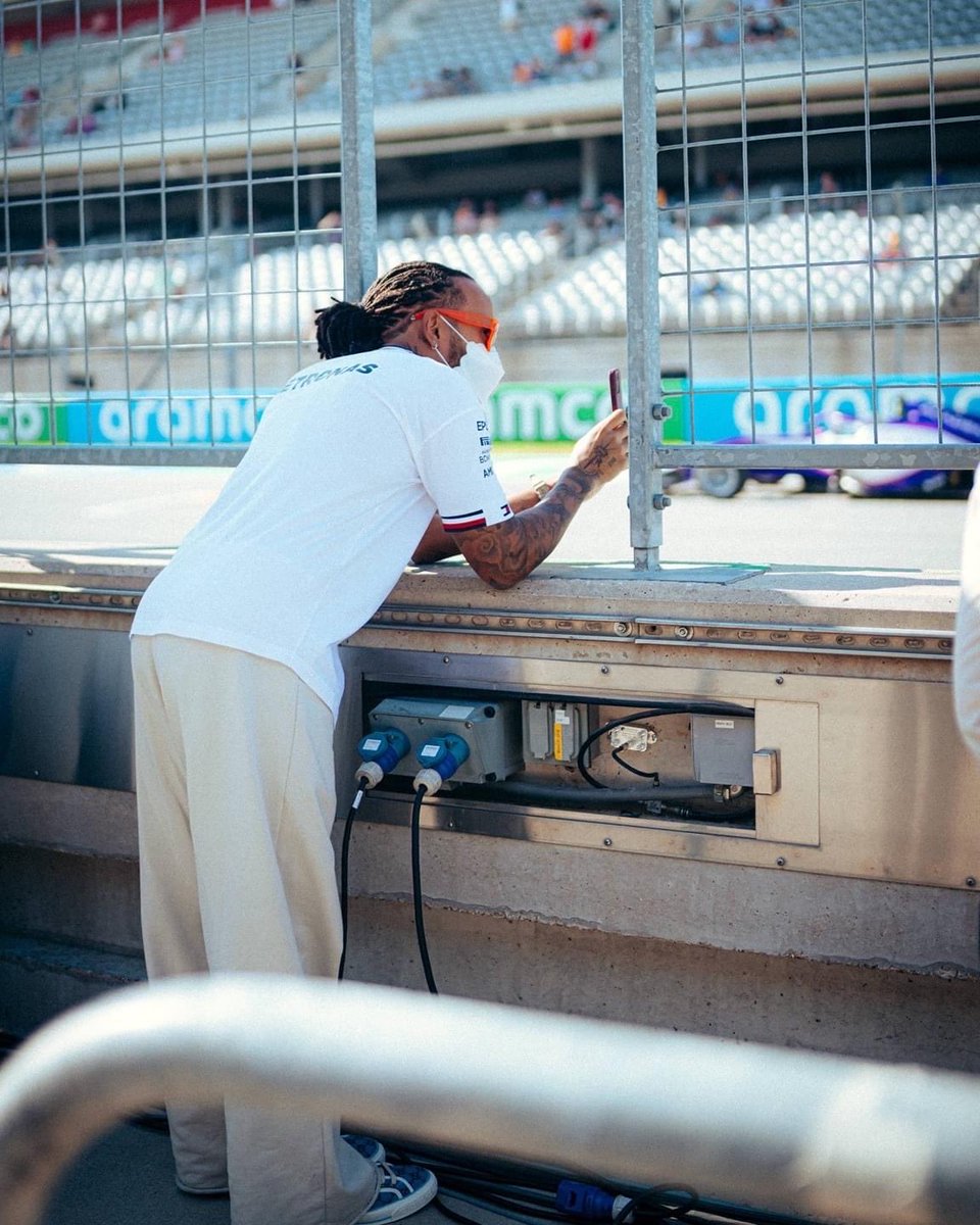 F1 weekend… 2022 Miami Grand Prix. Today <a href="/07/">07</a>:30pm. We rep team Mercedes. Number three represents Mercedes logo. 

#F1Weekend #TeamMercedes