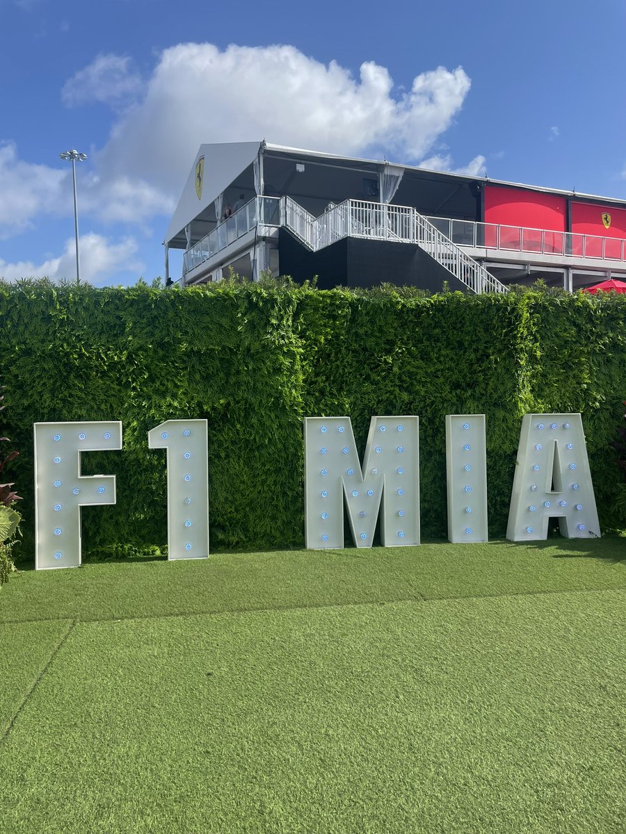 Miami we made it! 🏎🏁#MiamiGP