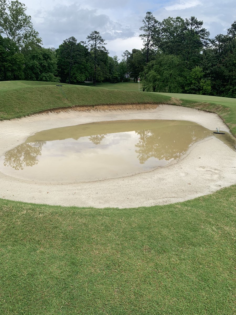 fdccagronomy's tweet photo. These two bunkers weathered the same storm on Friday, both received almost 3 inches of rain in a 12 hour period. The only difference is one bunker was renovated with capillary concrete. Can you guess which one has the capillary!? https://t.co/OlXceP4VL1