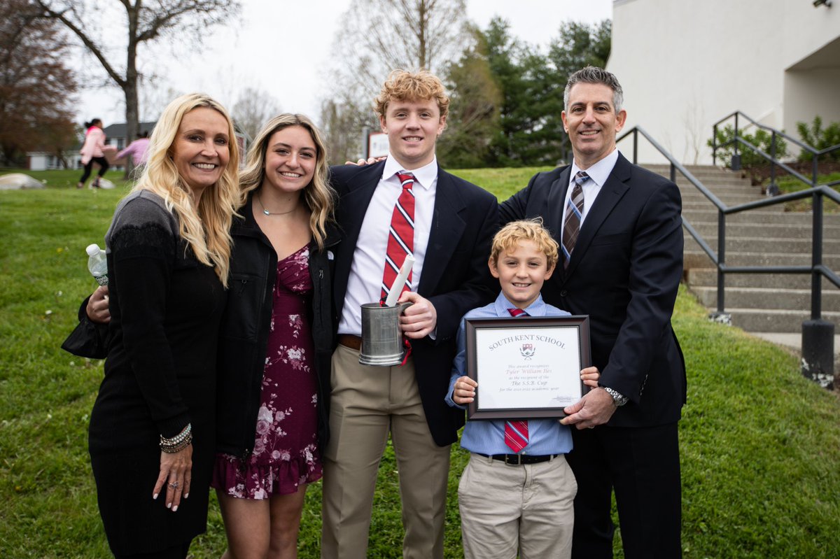 SouthKentSchool's tweet photo. Happy Mother’s Day to all the South Kent School moms, grandmas, stepmoms, mother-in-laws, maternal figures, and caregivers! Thank you for your unconditional love and support. We would not be where we are today without you.  #sksmoms #happymothersday https://t.co/Qb2OZd4Akh