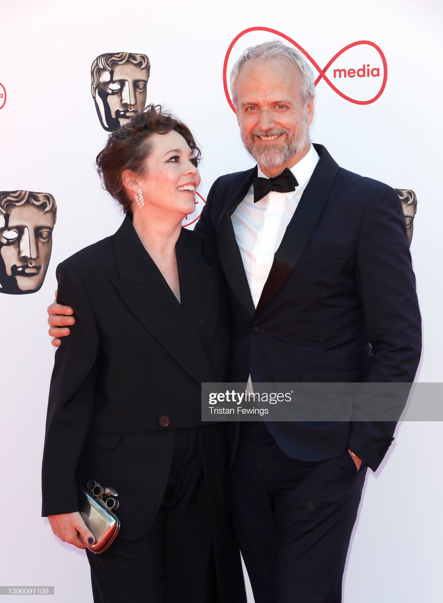 Laceylicious91's tweet photo. The way she looks so proud of him. Literally 🥲🥺❤️

#oliviacolman #edsinclair https://t.co/D6ENoyRgjg