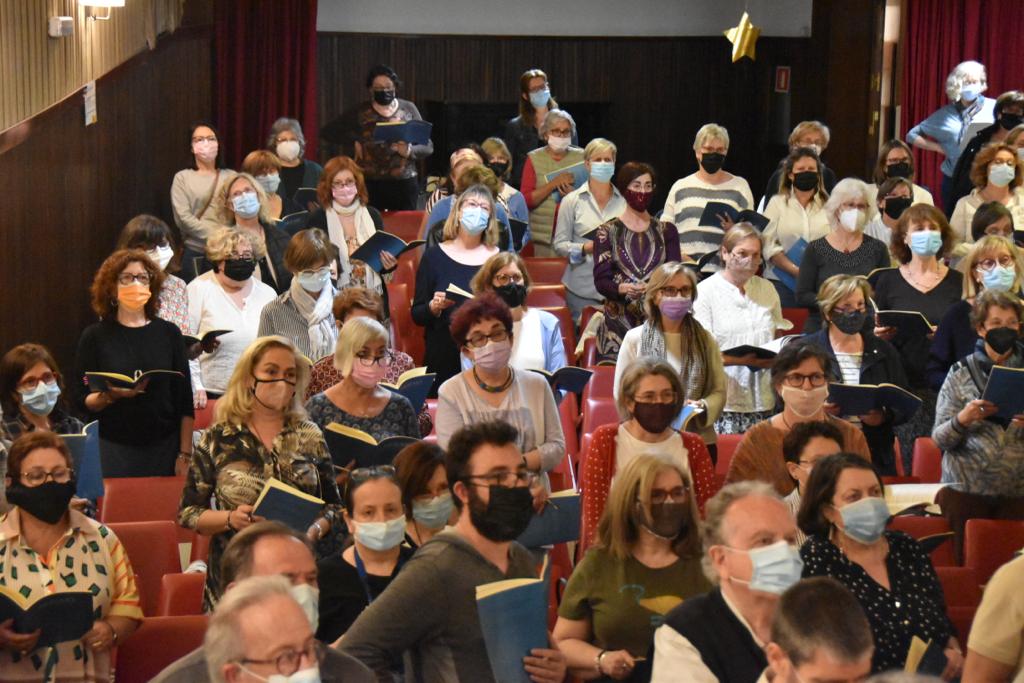 MessiesBcn's tweet photo. Fotos de #PepLarrazabal de l'#assaig d'aquest cap de setmana 
#Mozart https://t.co/1E9XdGb6lN