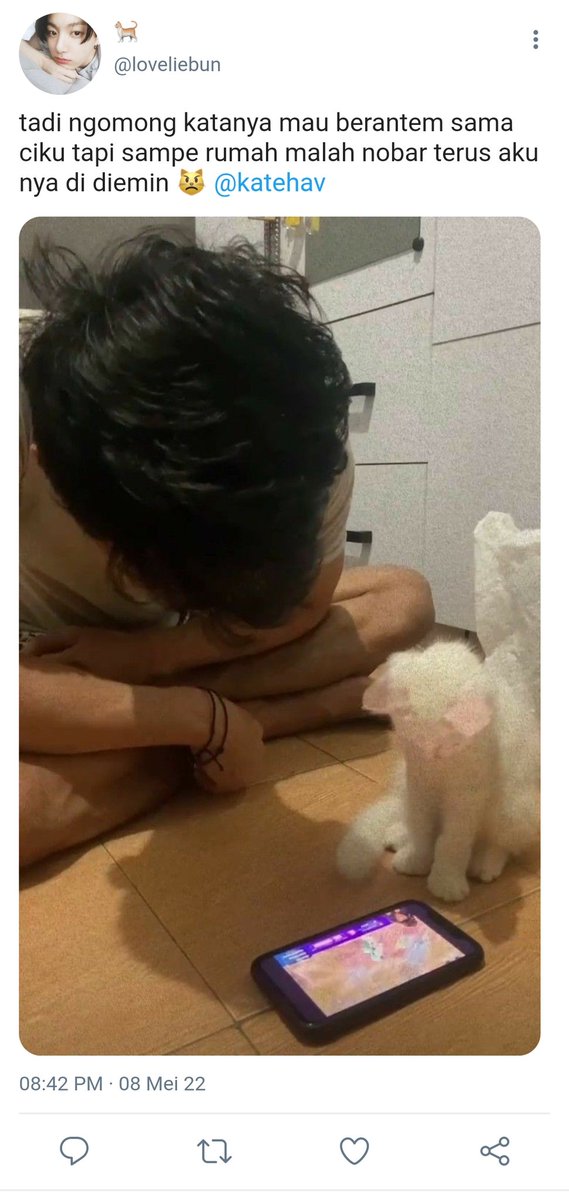 arkeeshiaa's tweet photo. taekook onetweet au
────────────

jungkook punya dua bayi, yg satu cemburuan yg satu gamau ngalah https://t.co/hRq52kbxJW