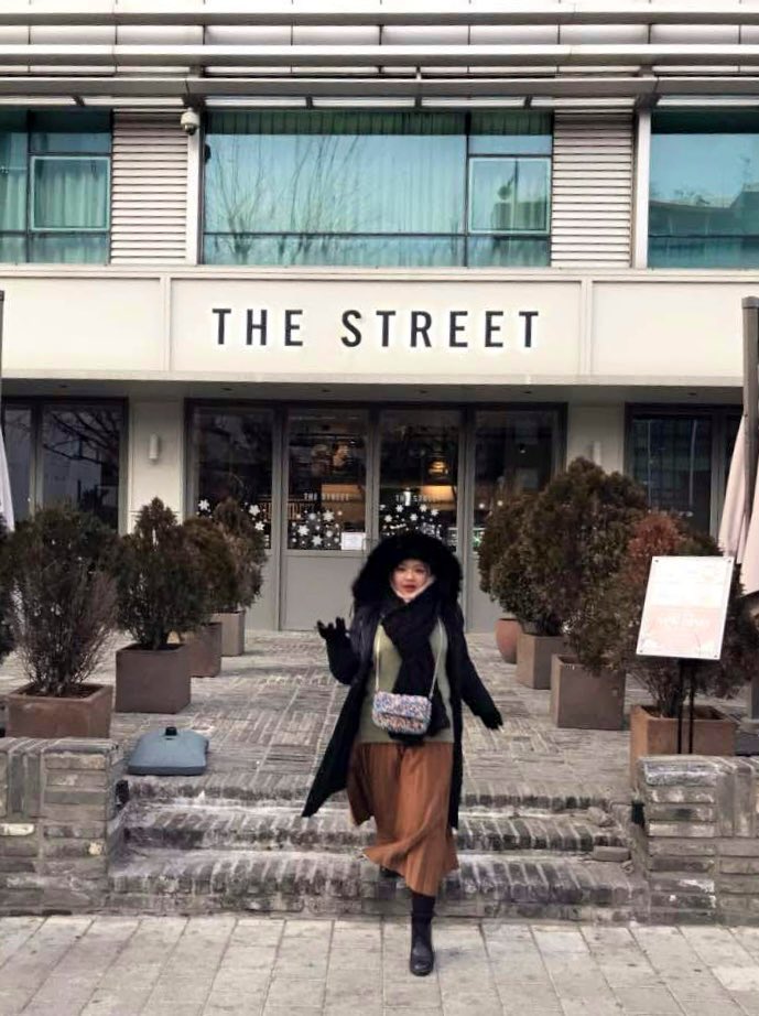 Fatinnnabilaaa_'s tweet photo. My next trip to Seoul will be with better outfits, better food, better pictures and obviously with better season 💙
#TB2018 #Winter #Seoul #missingkorea #ziplinenamiisland #missingmyseoultravelbuddies https://t.co/WHKk2TMPnt