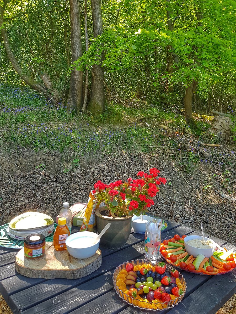 MandalaMeadow's tweet photo. Wonderful morning at Hillside Wellness in #EastSussex for their open day. Hoping to work with them running a mandala workshop in this wonderful setting  later this year. Visit https://t.co/nTNGWu4VtJ to find out more #wellness #pilates #yoga https://t.co/kYmfRF0uJZ