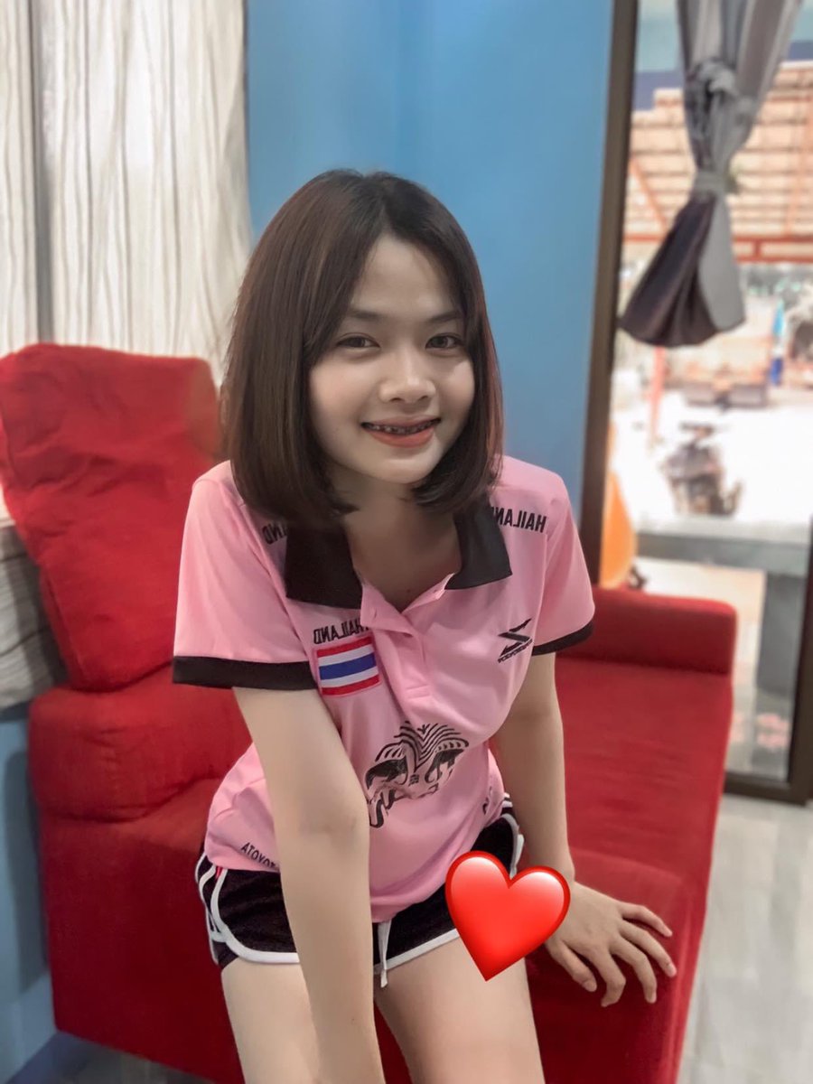 ART79999's tweet photo. ถึงจะไม่สวยเหมือนคนอื่น เเต่เล้าใจนะบอกเลยง้อวว 🤣 https://t.co/ulXFv09f3i