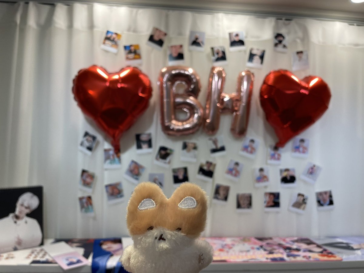 _immer__xo's tweet photo. 10  카페 비비드

#SPRINGINMAY_06
#딱_보고싶은_시간_큥일
#EXO #BAEKHYUN #HAPPYBAEKHYUNDAY

@kyoongmaz56 https://t.co/sAzaJ9zlgT