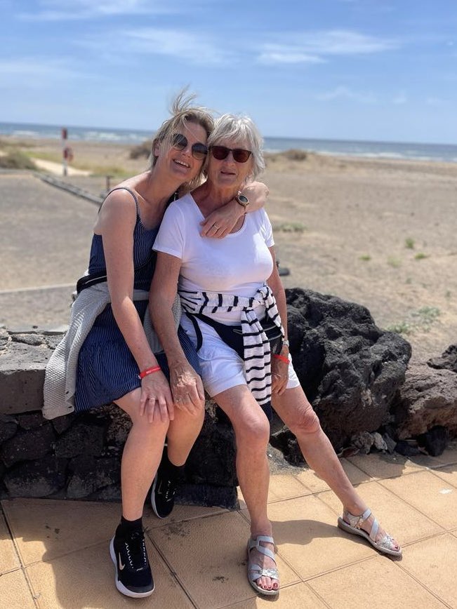 #moederdag 2022, met de hele familie op Lanzarote, om nooit te vergeten ☀️💛🌴