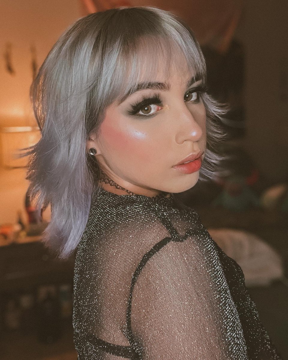 arcticfoxcolor's tweet photo. Mesmerized by this mix 😍 @bree.annnn in Girls Night and Sterling ⭐️  #AFgirlsnight #AFsterling https://t.co/mLCX9iRCVK