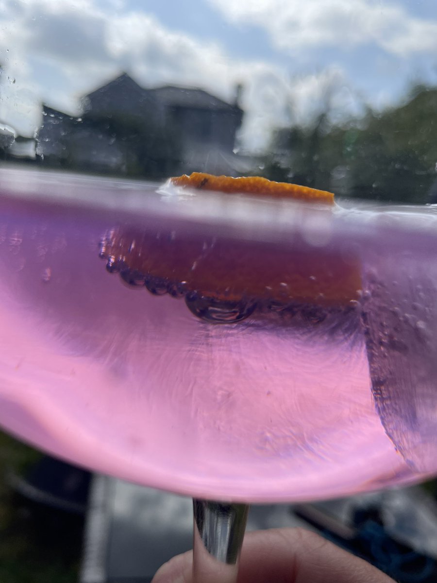 notjustmum's tweet photo. It’s #tiger #rubygin fix after a long drive back from Kent! Well deserved @notjustdad 🙏thankyou … your reward is a best gin ever! #tigerrubygin #pinkgin #cincin #cheers #bottomsup https://t.co/1T1nlHnF6S