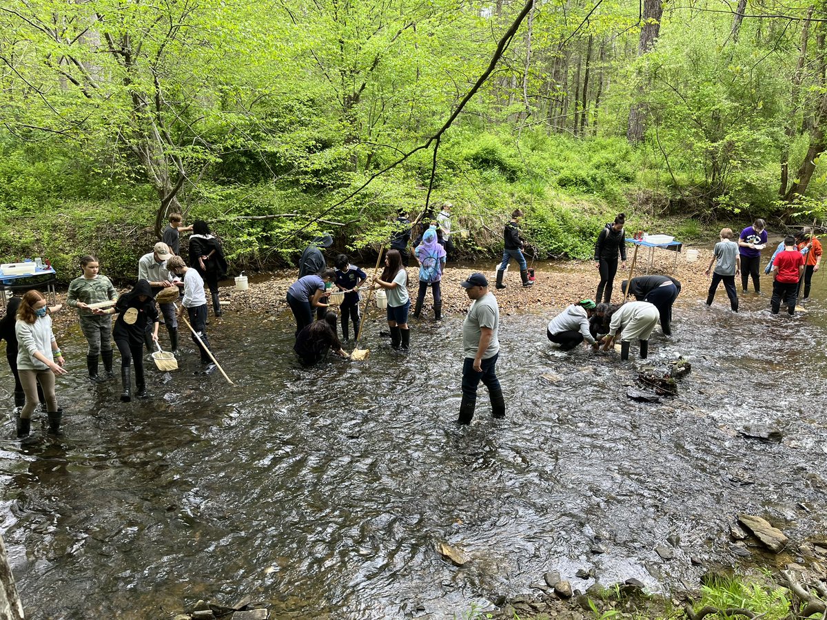 KimJRedder's tweet photo. What a week! Kudos to our 6th grade team leaders, Mr. Duplisea and Mrs. Lozano for a wonderfully organized outdoor education experience for our Sligo Stallions! @PBilock @APImamura @Cdup16 https://t.co/qq8ModurDS