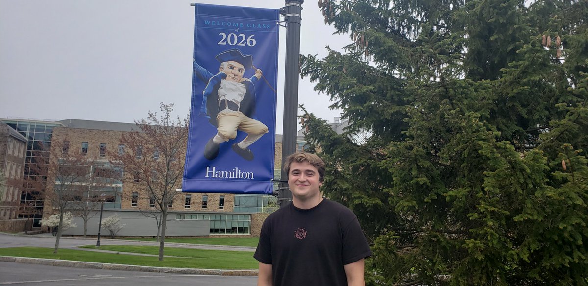 RushmanGrant's tweet photo. I had a great weekend visiting Hamilton College. Thank you @CoachDMurray3 @CoachMattWright &amp; @HamCollFootball. Looking forward to August when I'll be back to join this great program. https://t.co/M3BaCz9aWI