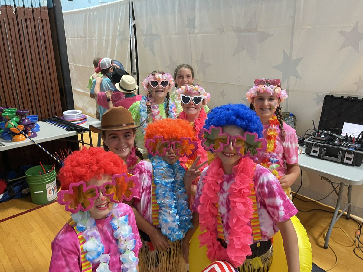 StewartSchoolGC's tweet photo. A wonderful night at Stewart Circus https://t.co/w5U7RpZ5l5