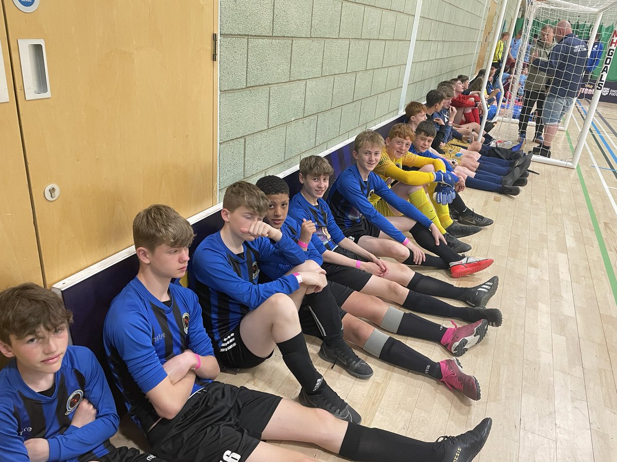 Jazza74's tweet image. Amazing effort from @TimperleyFC #barca at Regional Futsal finals - runners up on goal difference needed 9 in last game and got them but conceded. Back to @tdjfl league action Tue and Wed 🤞🏻⚽️🔵⚫️@Cheshire_FA