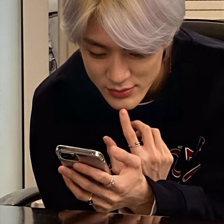 ikaw na siguro ang bagong bff ko.