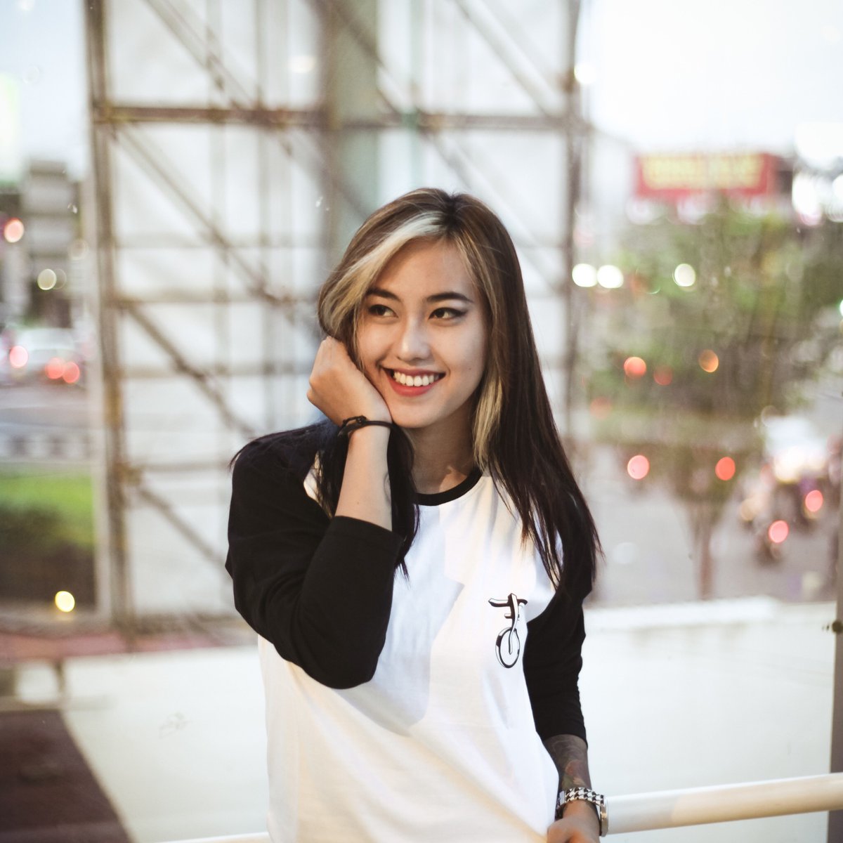 froms21's tweet photo. #froms21 #froms21clothing https://t.co/lsOLKBv9ld
