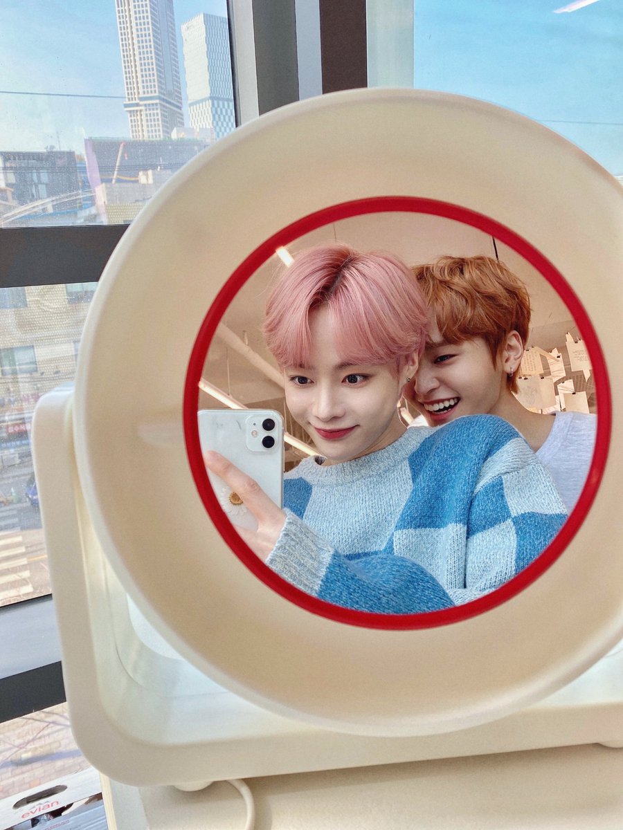 로웬 tweet media
