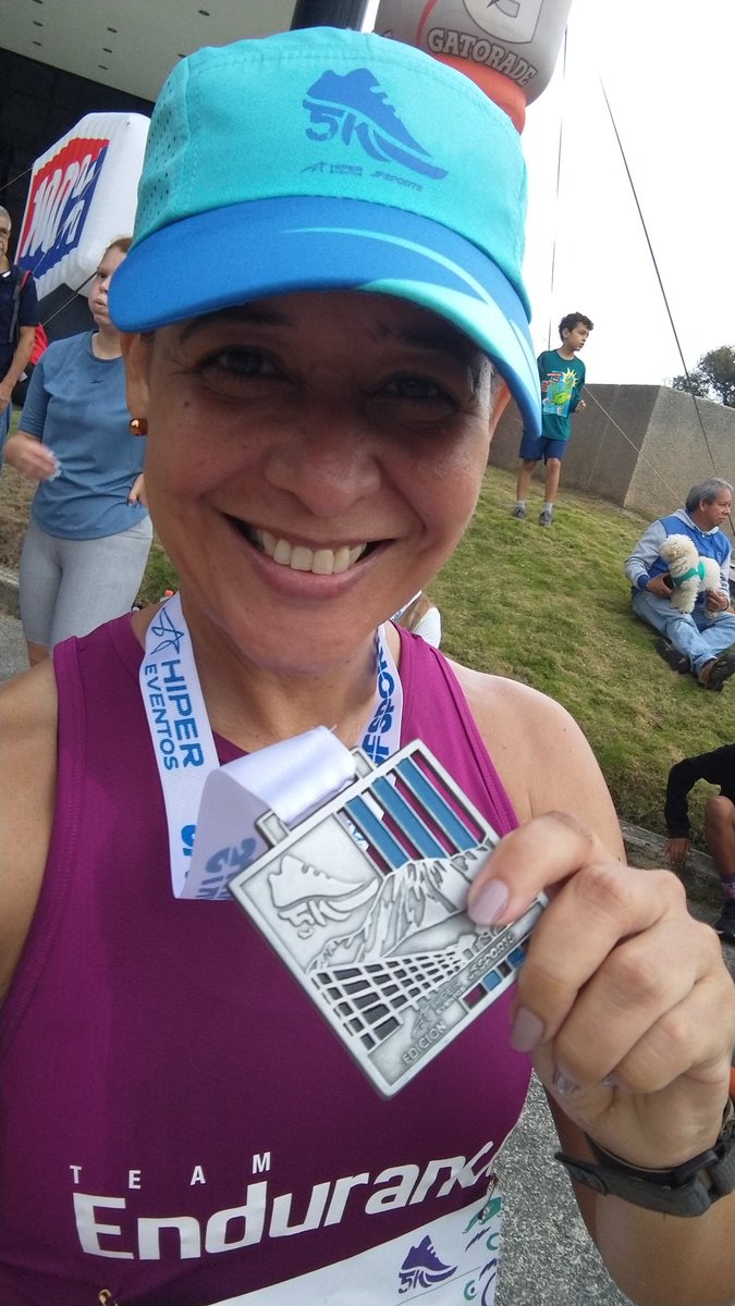 KER___________'s tweet photo. Misión cumplida! Mito querido ❤️, Tío 💙para ustedes!! 🤗☝🏼😁
Con un agregado super cool!! Nos trajimos un tercer lugar para la casa!💪🏼😁🔥
FELIZ DÍA MAMIIIII!!! TE AMO 🌹🌹❤️❤️😍😘
#RunKerRun #diadelamadre #dedosdos #correr #podio #run #running @LoveRunSmile https://t.co/DzwwO7EARM