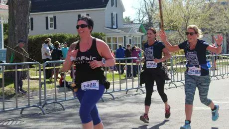 CBCNB's tweet photo. Fredericton Marathon returns to Mother's Day weekend: https://t.co/SeFwjAvrwL https://t.co/pR90Ri4knZ