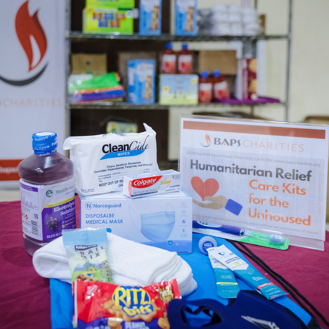 bapslosangeles's tweet photo. Last weekend, volunteers from the community gathered at @bapslosangeles to assemble 200 care kits for the unhoused on Skid Row. The kits include socks, dental and hygiene supplies, electrolyte solution, PPE, snacks &amp; much more.  Thank you to our wonderful volunteers! https://t.co/FVIPHMxZoQ