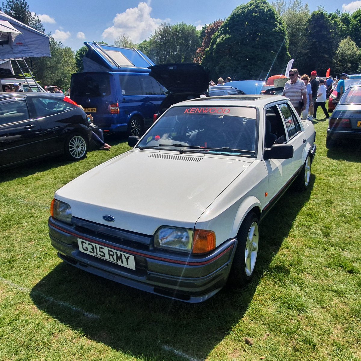 robeverest2's tweet photo. The Orion Ghia was especially cool. Proper late 80's vibes. Look at the TSW Stealths! Also the front seat had some cool things to provoke memories
#fordorion #freepartydays #90s #modifiedford #modernclassic #oldschool https://t.co/ounWoEsHTs