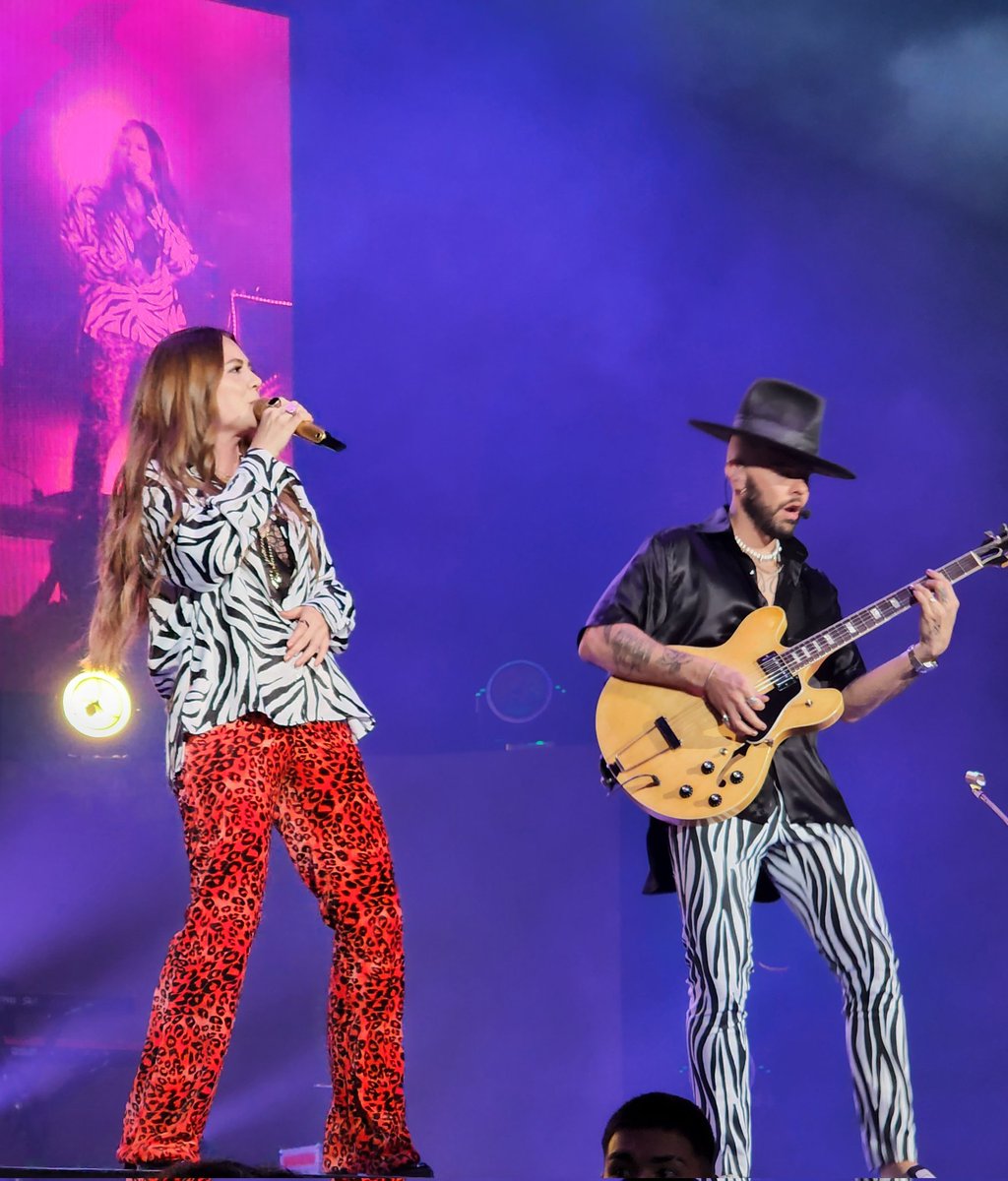 marianoosorio1's tweet photo. Noche de viernes mágica con @jesseyjoy , volverán al @AuditorioMx en noviembre 2022.
¡ Felicidades ! https://t.co/iebhRQm047