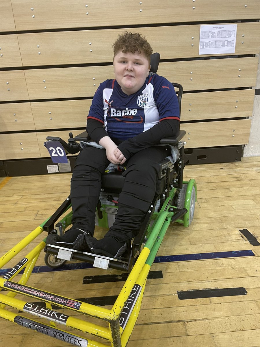WBAPowerchair's tweet photo. Ollie Rock Rock Rock!! He’s only gone and bagged himself two more ⚽️⚽️.

That’s 24 for the season and the top goalscorer in the Championship! 👏🏻👊🏻

What a season for Ollie absolutely brilliant 💙🤍

#WBA https://t.co/cegj5QIMup