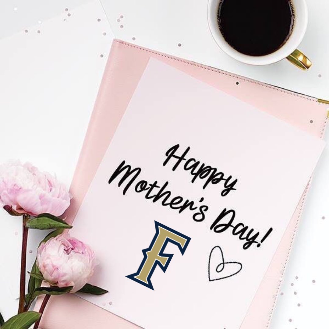 Happy Mother’s Day to all the beautiful mothers that have shared their love throughout the lives of our student-athletes, managers, and coaches! We love you ❤️❤️ 

You are appreciated!! 🐾

#SmallTownTough