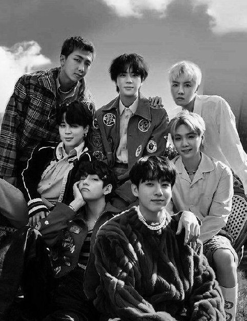 kiss_seven7's tweet photo. — El día de hoy se ha revelado el tracklist (lista de canciones) del CD-1 del nuevo álbum de #BTS "Proof" las cuáles incluye las siguientes canciones:

•Track 1 : Born singer
•Track 2 : No more dream
•Track 3 : N.O
•Track 4 : Boy in Luv [..]

#BTS_Proof #PROOF_TRACKLIST1 https://t.co/29eLXViVDs