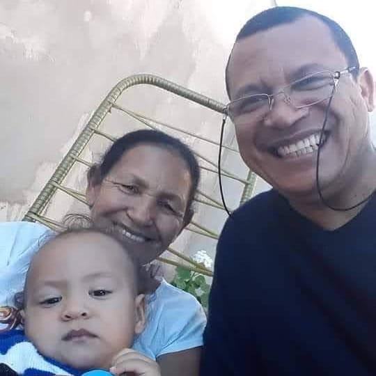 BrandaoJos's tweet photo. Dona Otília!!! https://t.co/G38gwNufHJ