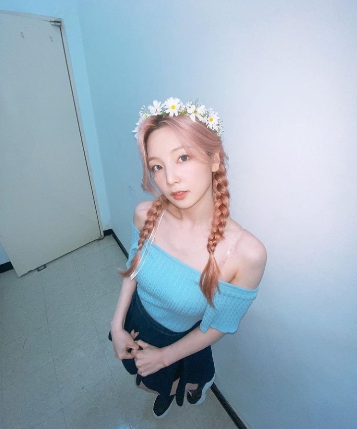 MAYDAY_CIEnt's tweet photo. [MINA]

We are back 🍀 https://t.co/caHcKOsc8T