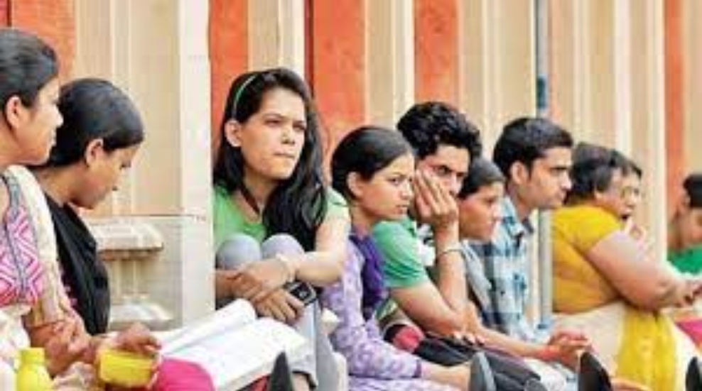 dna's tweet photo. BPSC paper leak: Bihar Public Service Commission cancels 67th preliminary exam 2022 

#BPSC #BPSCpaperleak 

https://t.co/khwv72ZkJJ https://t.co/TRRo3L32Mc