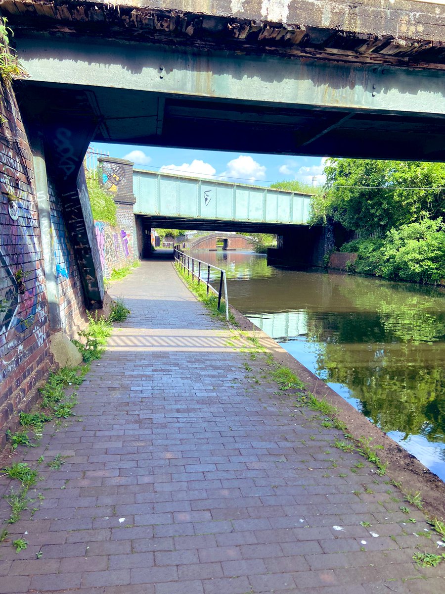 AcocksGreenWMP's tweet photo. Lovely day to be conducting guardian patrols in and around Ackers Adventure Park and the canal tow path, we had a very interesting chat with a family that was walking around and a group of youths enjoying the sun #keepingupthepresence #ackers https://t.co/ZKC6eDNrc9