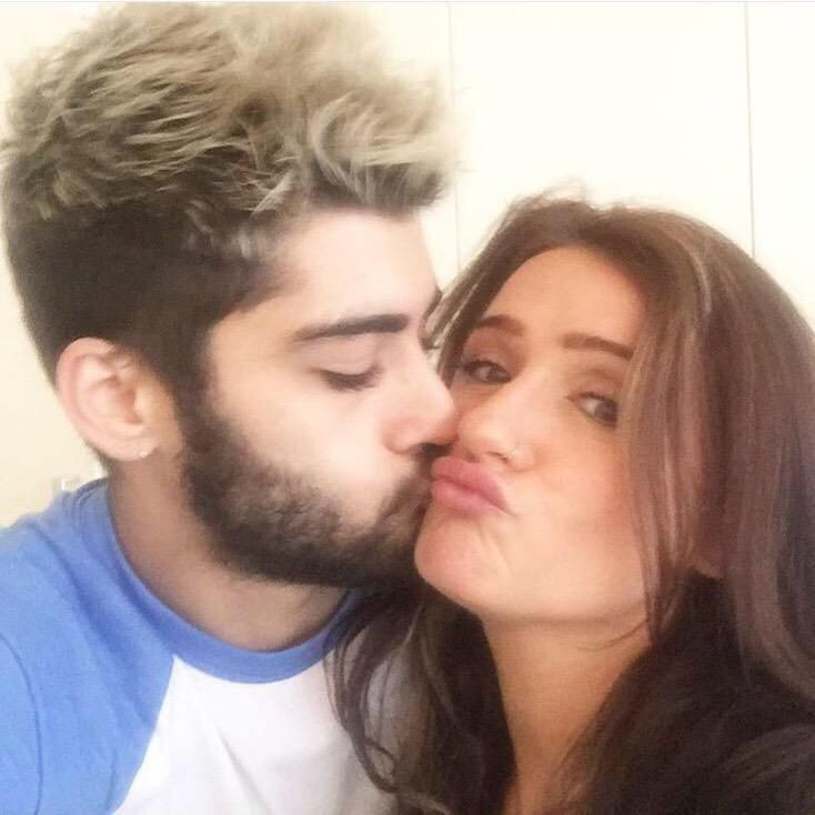 thinkerzarry's tweet photo. happy mothers day!! 💌 https://t.co/kdaxac218I