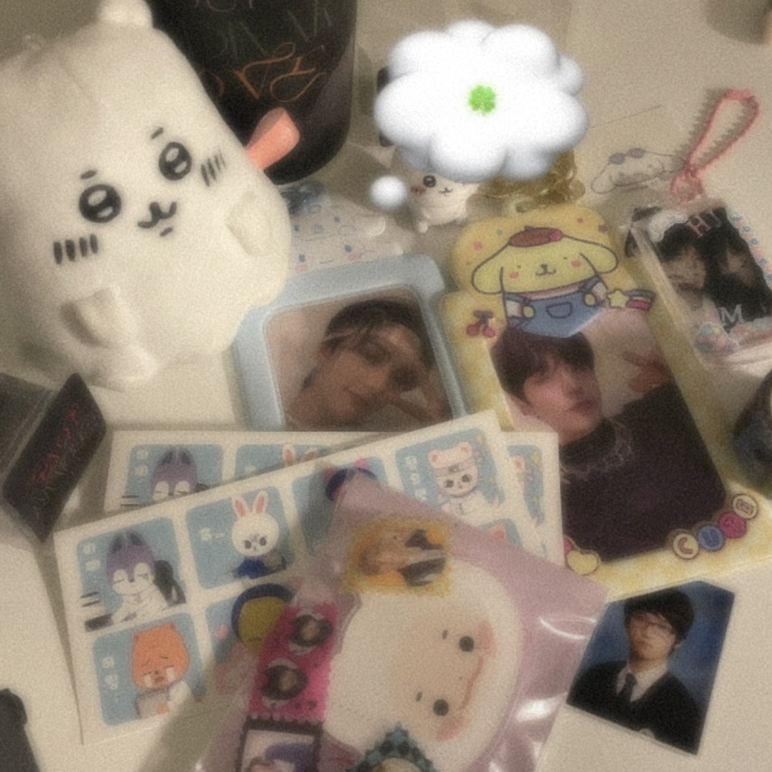 nogareee's tweet photo. 이럿게 행복한 카페가 있다니,,

럭드 품절이라 울고싶었지만
전시보고 극복했어요🥹
액자야어서오렴🤤

#OUR_ODDINARY_LOVE https://t.co/Wt7uUwwDUH