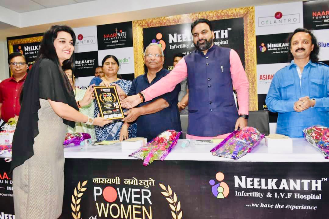 A remarkable achievement by our #PowerPuffCEO @HimaniMish, which brings us great pride as she receives the award “POWER WOMEN OF BIHAR 2022” on MOTHER'S DAY 2022 from Hon'ble Dy. CM Bihar, Sri @tarkishorepd & Shri @SMCHOUOfficial, Hon’ble Minister for Panchayati Raj, GoB. (1/2)