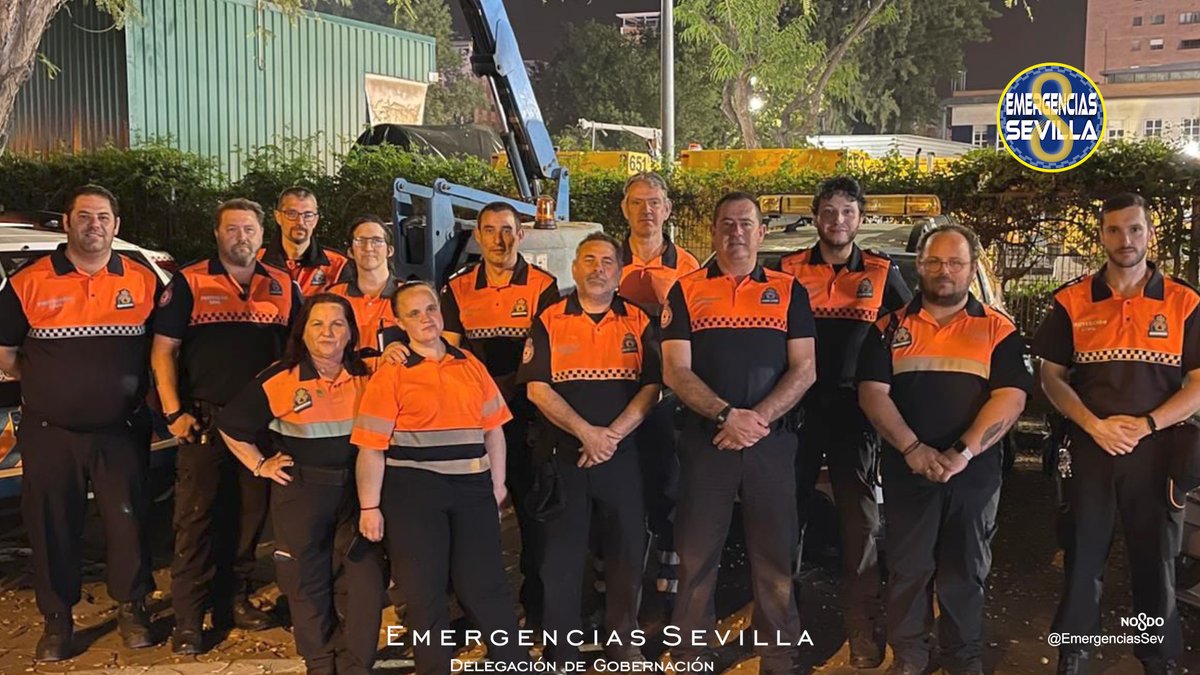 Desde #ProtecciónCivil <a href="/Ayto_Sevilla/">Ayuntamiento de Sevilla</a> quieren agradecer a las agrupaciones de <a href="/PCivilArahal/">P.Civil Arahal</a>, <a href="/ProteCivilcc/">Protección Civil Castilleja de la Cuesta</a>, Lebrija, Cantillana y Lora del Río por su participación en el dispositivo de #FeriaSevilla22.
Trabajo en equipo.
#Gobernación <a href="/Ayto_Sevilla/">Ayuntamiento de Sevilla</a>