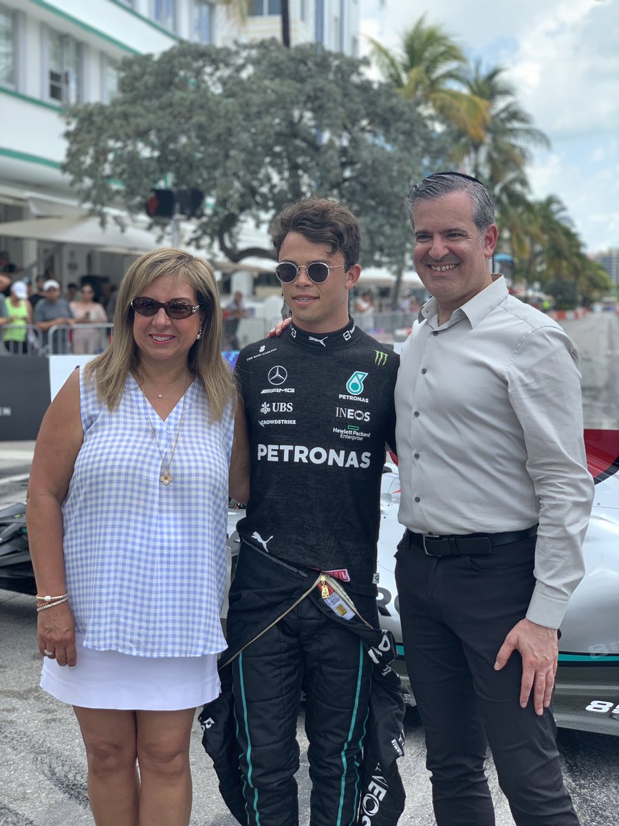 Miami Beach Mayor Steven Meiner tweet media