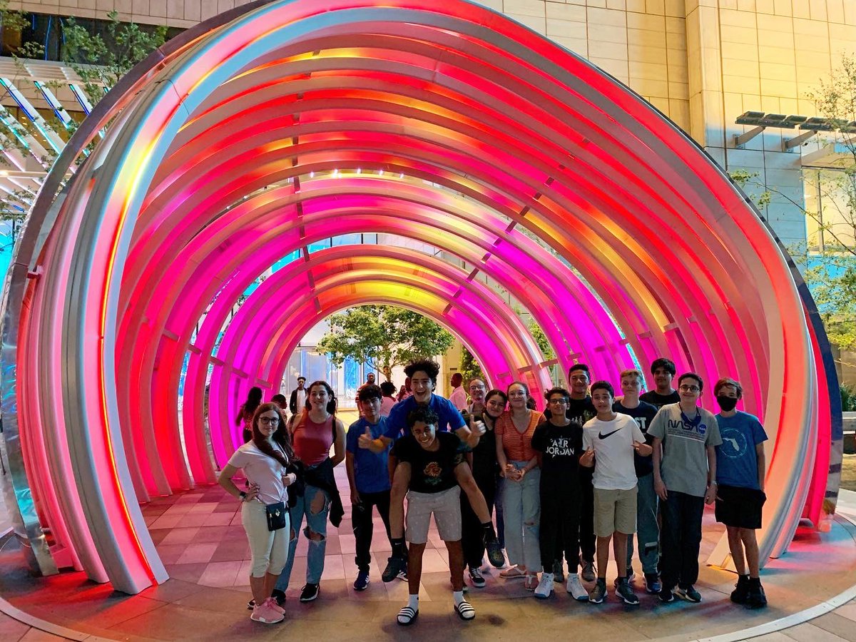 AdamsonHDMM's tweet image. Dallas for the VEX Worlds Championship! @STEMSquadHDMM @HDMcMillan