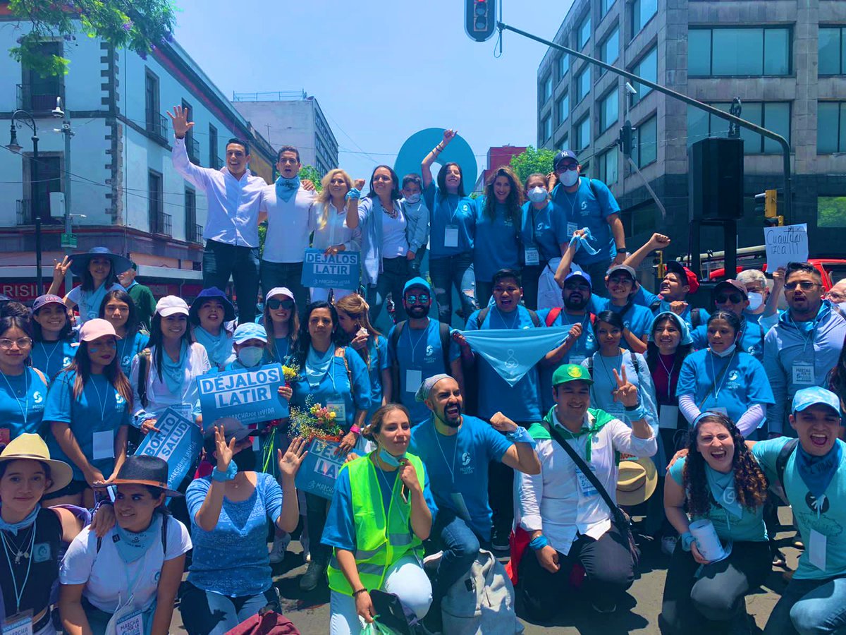 Gen_ProVida's tweet photo. Estamos celebrando la vida, estamos unidos mexicanos 🇲🇽👣 https://t.co/VBSNIwRhnM