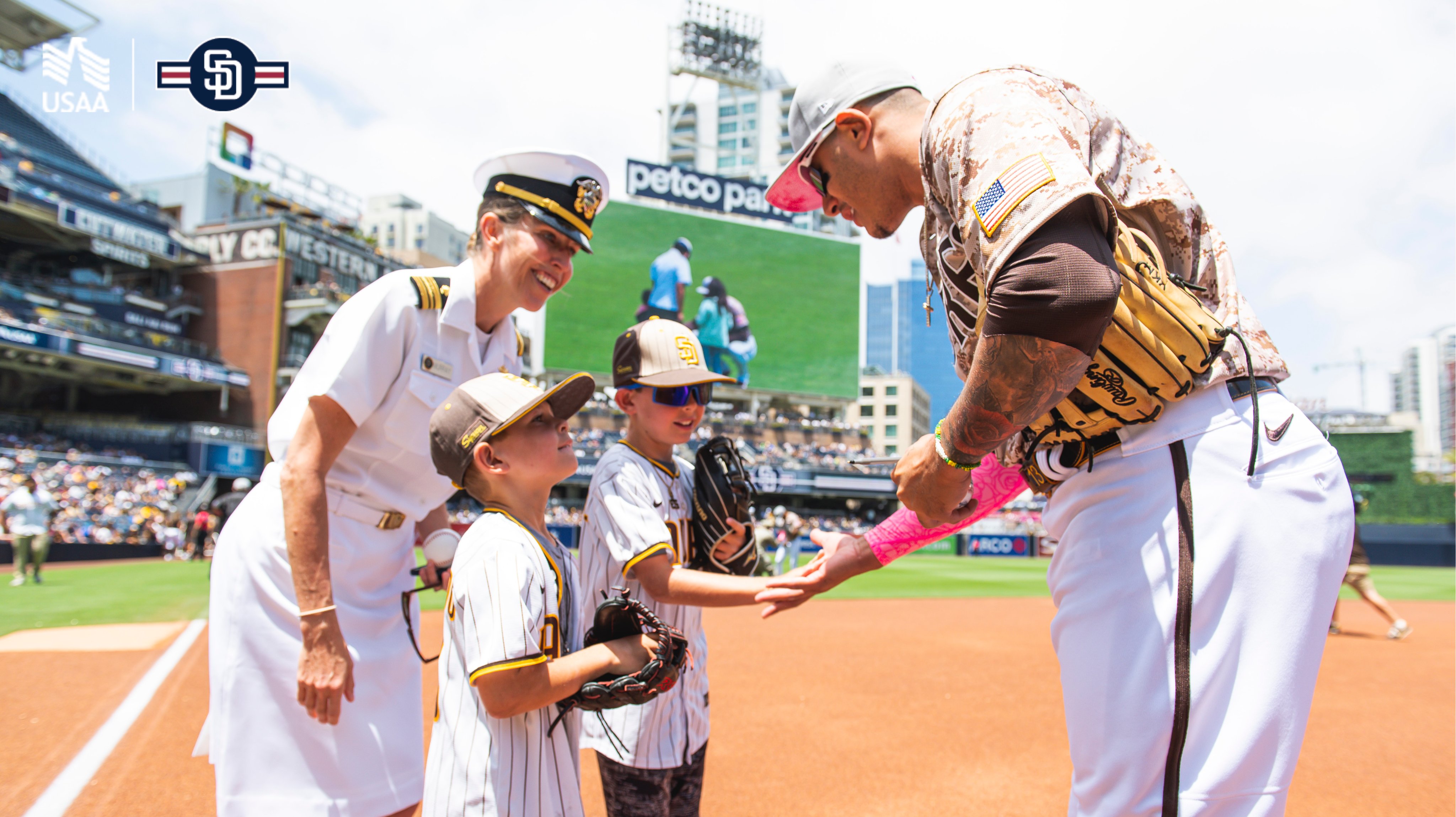 San Diego Padres on X: Mother's Day @USAA #SDMilitary Sunday 🤝 🤎  Honoring Military Mothers 💛  / X