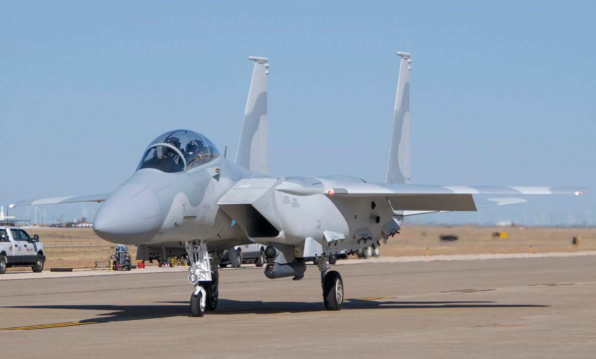 CoronetEast's tweet image. Another Qatar Emiri Air Force F-15QA delivery flight is scheduled tomorrow, May 9th 2022. #RETRO61 flight should be departing from St. Louis International airport #KSTL to RAF Mildenhall at 1000z. KC-135R #GOLD11 (63-7992) is supporting this Coronet East #ALTRV from Lajes #LPLA.