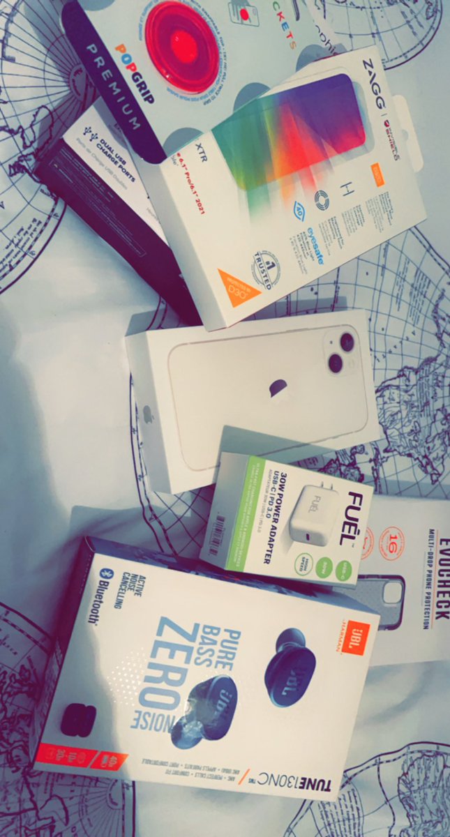 Thank you T-Mobile!! Can’t express how thankful I am! #WC22 #TMobile 💕 💜 <a href="/TMobile/">T-Mobile</a> <a href="/MetroByTMobile/">Metro by T-Mobile</a> <a href="/MikeSievert/">Mike Sievert</a> <a href="/JonFreier/">Jon Freier</a> <a href="/Mike_Katz/">Mike Katz</a> <a href="/TracyNolan_/">Tracy E. Nolan</a>