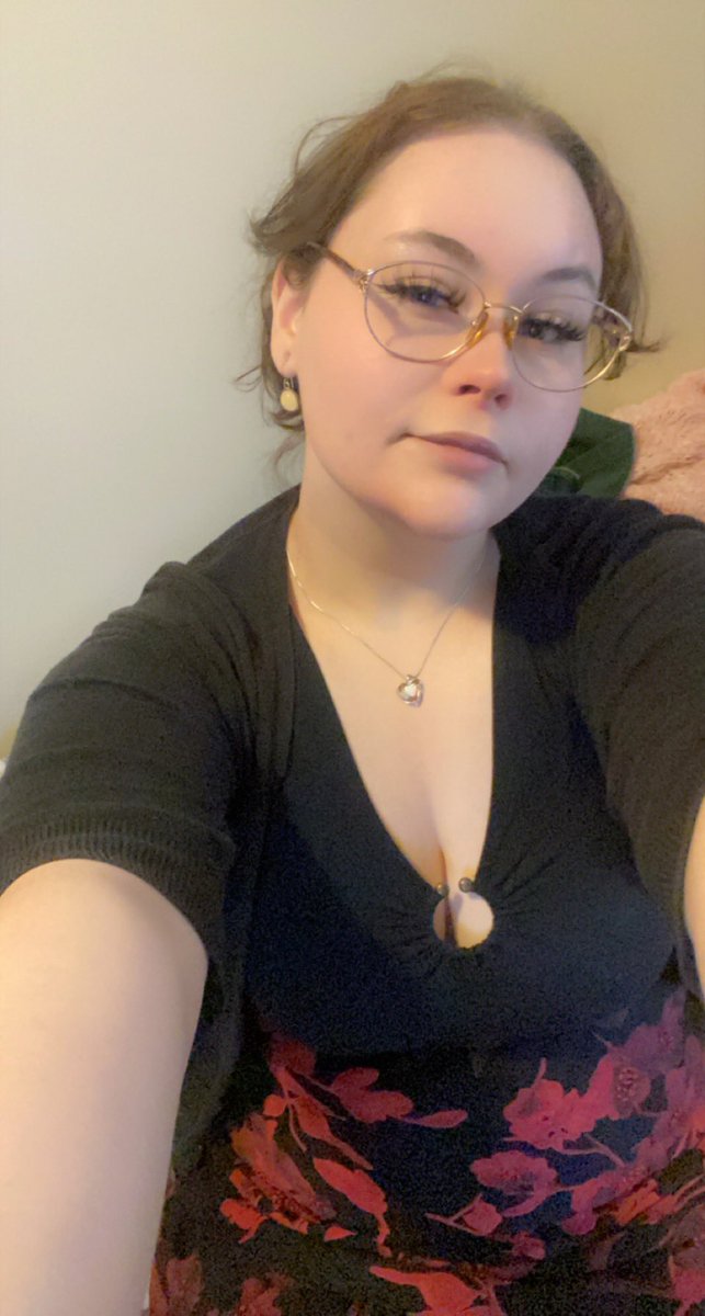 PupMoldy's tweet photo. who wants to fuck this little librarian ? #nsfw #nsfwtwt https://t.co/NraTD5Oj4n