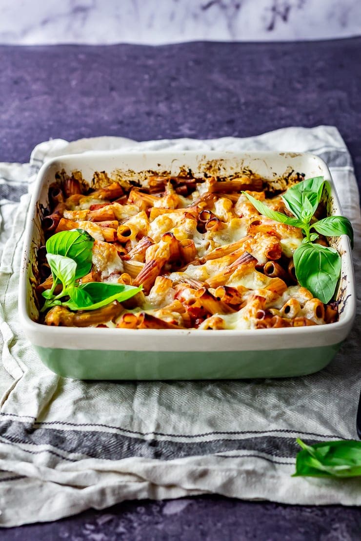 amycookreport's tweet photo. One pot cheese and tomato pasta bake

Get the recipe: https://t.co/RpnIr7VsLM https://t.co/hZkyr7H9wf