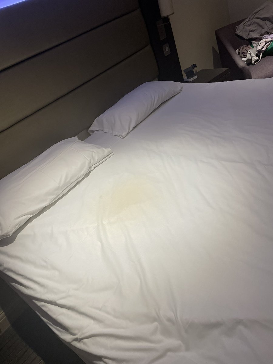 McMakeUp86's tweet photo. @premierinn is your washing machine broken? 3 rooms with staining on beds. First had grease as well!? Very lovely mortified girl at reception but dear god, wash your sheets!? #grim https://t.co/nZE4feAO3y