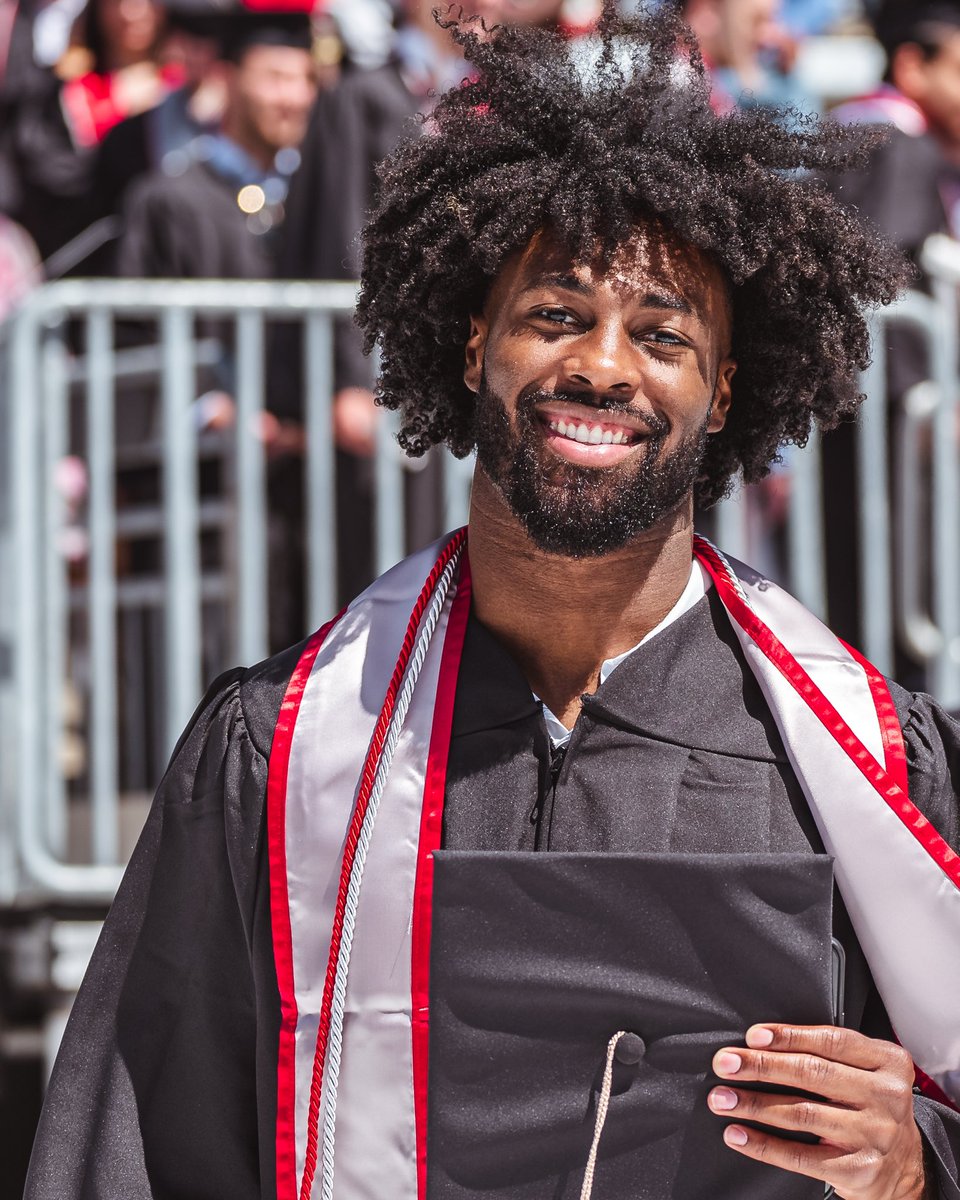 The Super Bowl Champion &amp; The Ohio State Graduate 👏

🎓<a href="/j_fuller4/">Jordan Fuller</a> 

#DevelopedHere