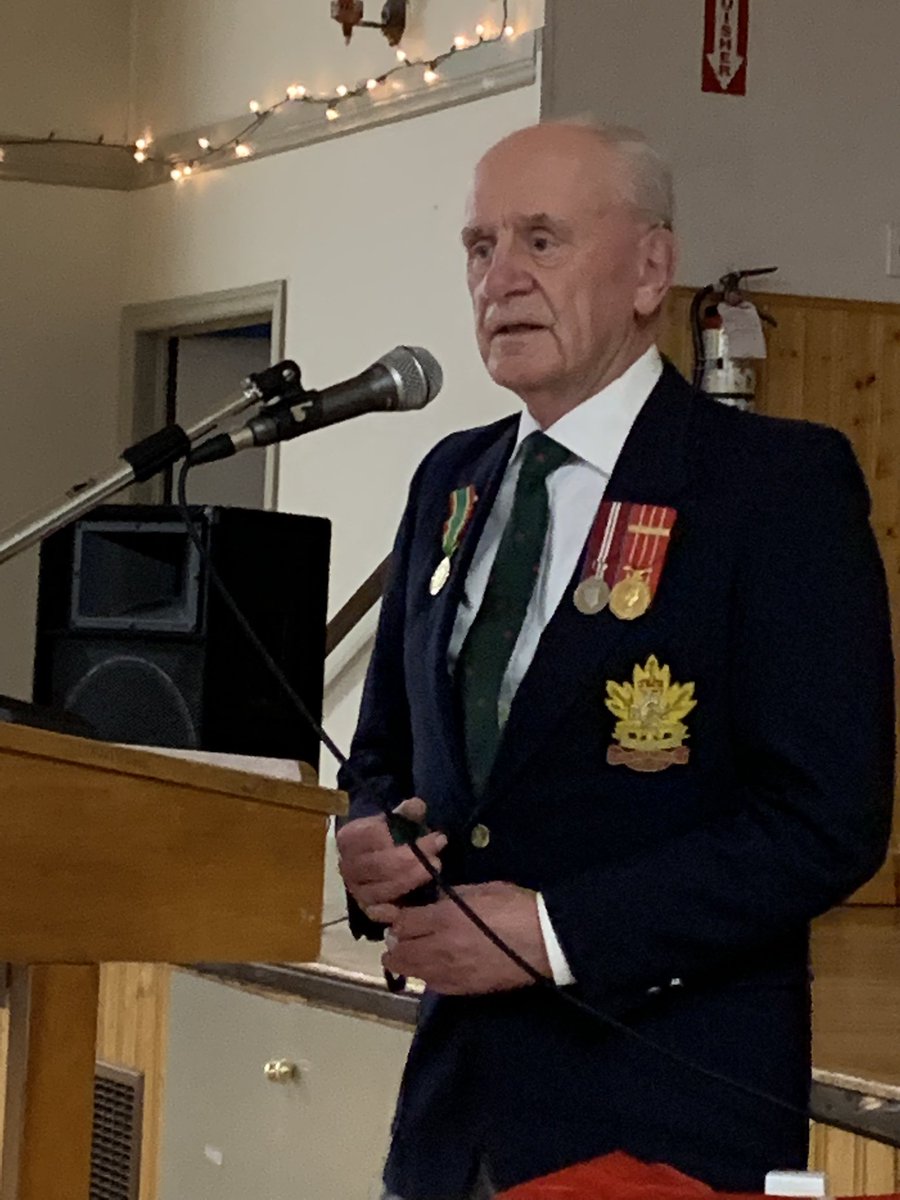 cdnnavychick's tweet photo. Had the honour to be representing RCSU(A) at the Depart with Dignity celebrations and present the CD3rd clasp to Major Paul Westcott who had more than 42 years in uniform! Congrats Sir! You are an inspiration! #leadership @ArmyCadetLeague @westcottsafe @AtlCadets @marilyn_kieley https://t.co/gBxF40nA5Z